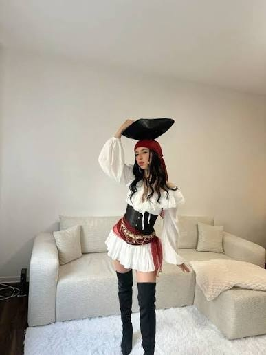 7. Modern Pirate Outfit